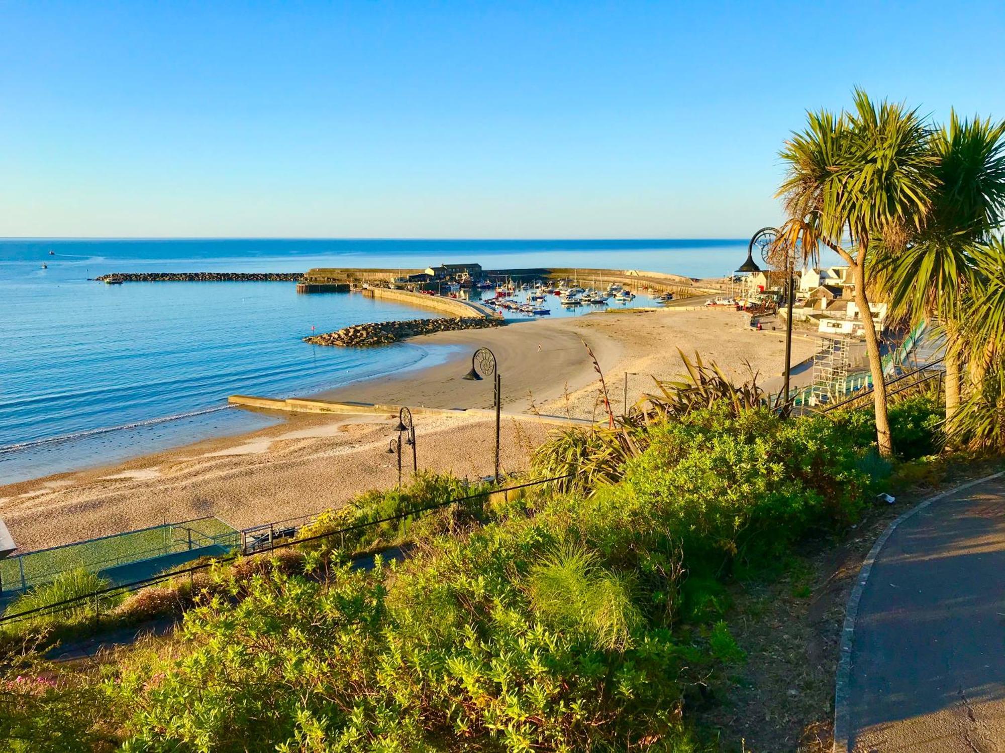 Lyme Regis Renovated Period Seaside Flat Apartment Exterior photo
